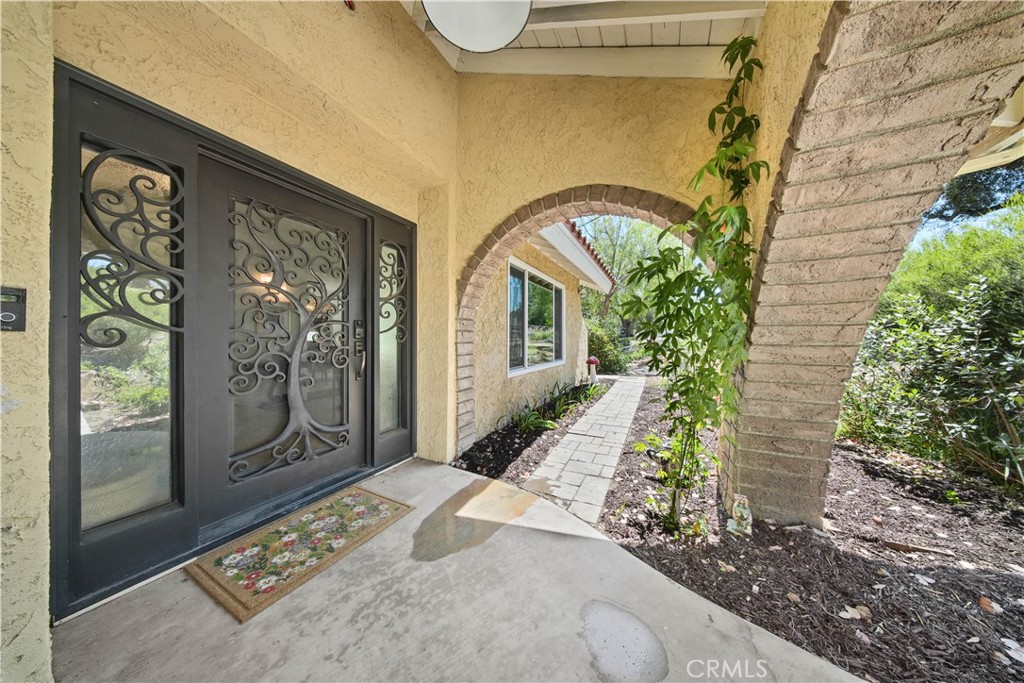 17007 Ranchero Road Riverside, CA 92504 - Photo 7 of 39