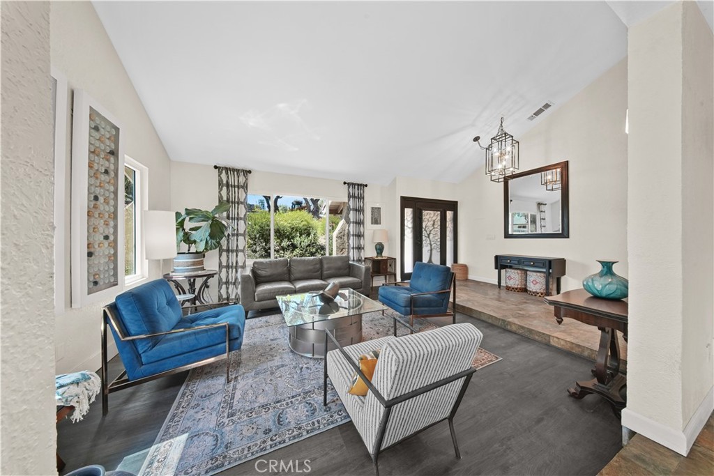 17007 Ranchero Road Riverside, CA 92504 - Photo 8 of 39