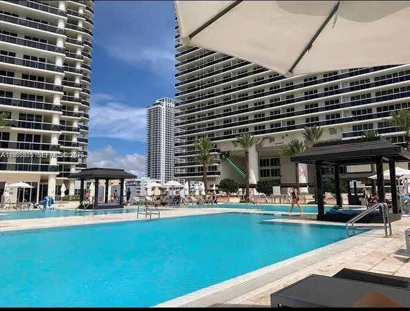 $8,500 | 1830 South Ocean Drive, Unit 2011, Hallandale Beach, FL 33009