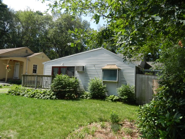 32 Hamilton Terrace Georgetown, MA 01833 - Photo 2 of 13 Gallery Image 2