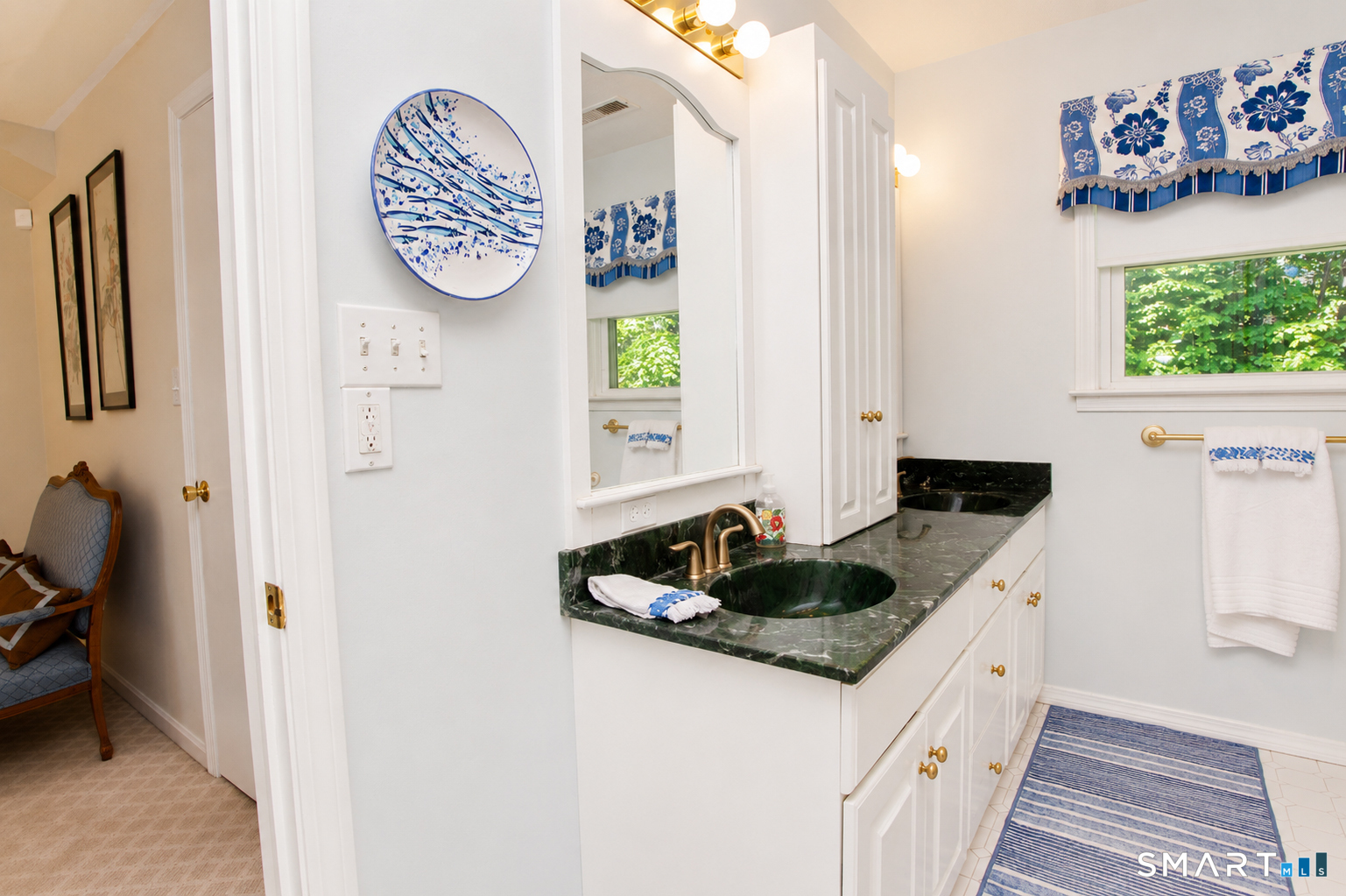 26 Rushleigh Road West Hartford, CT 06117 - Photo 19 of 40