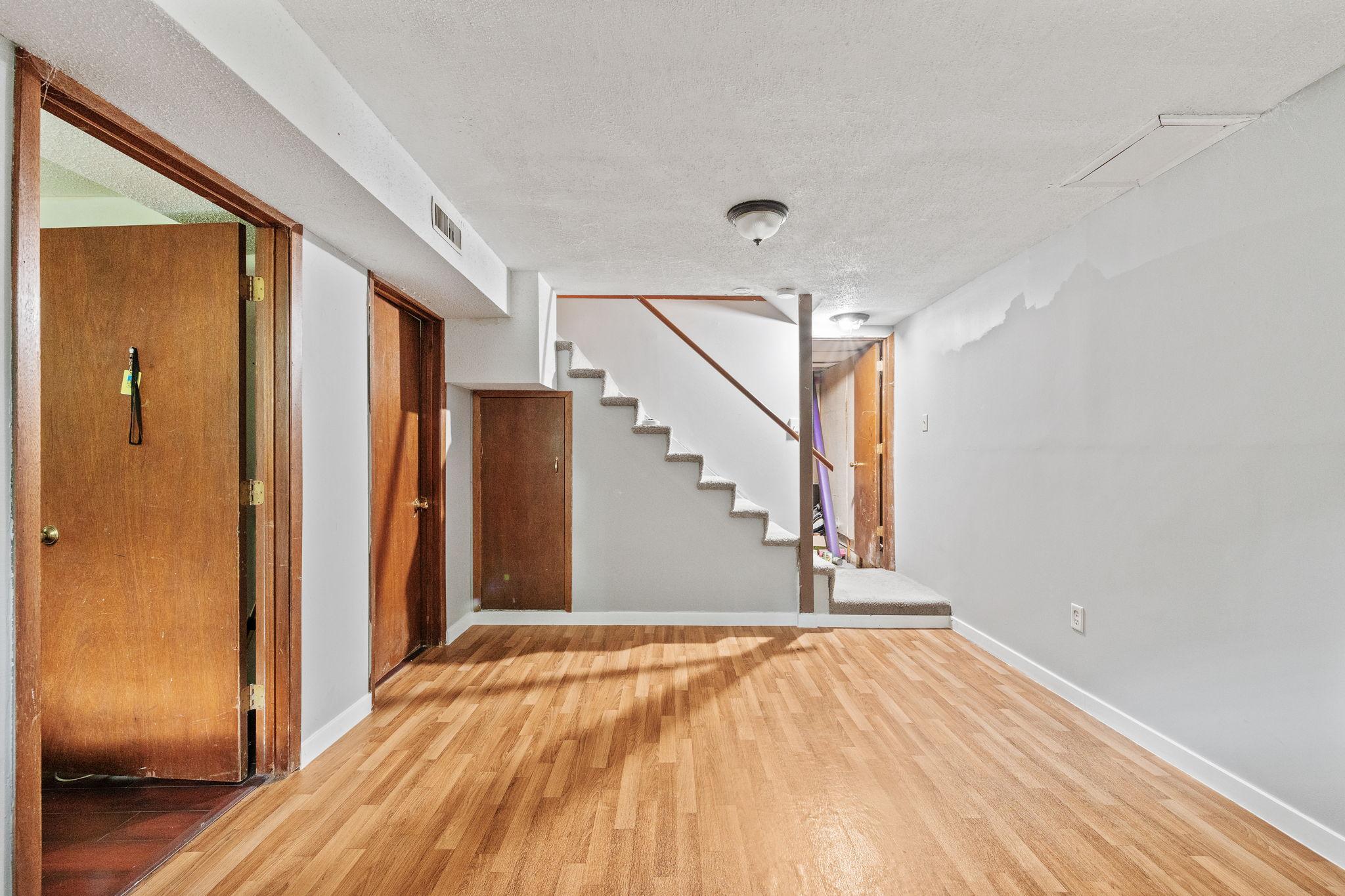 4260 McLeod Street Northeast Columbia Heights, MN 55421 - Photo 18 of 33