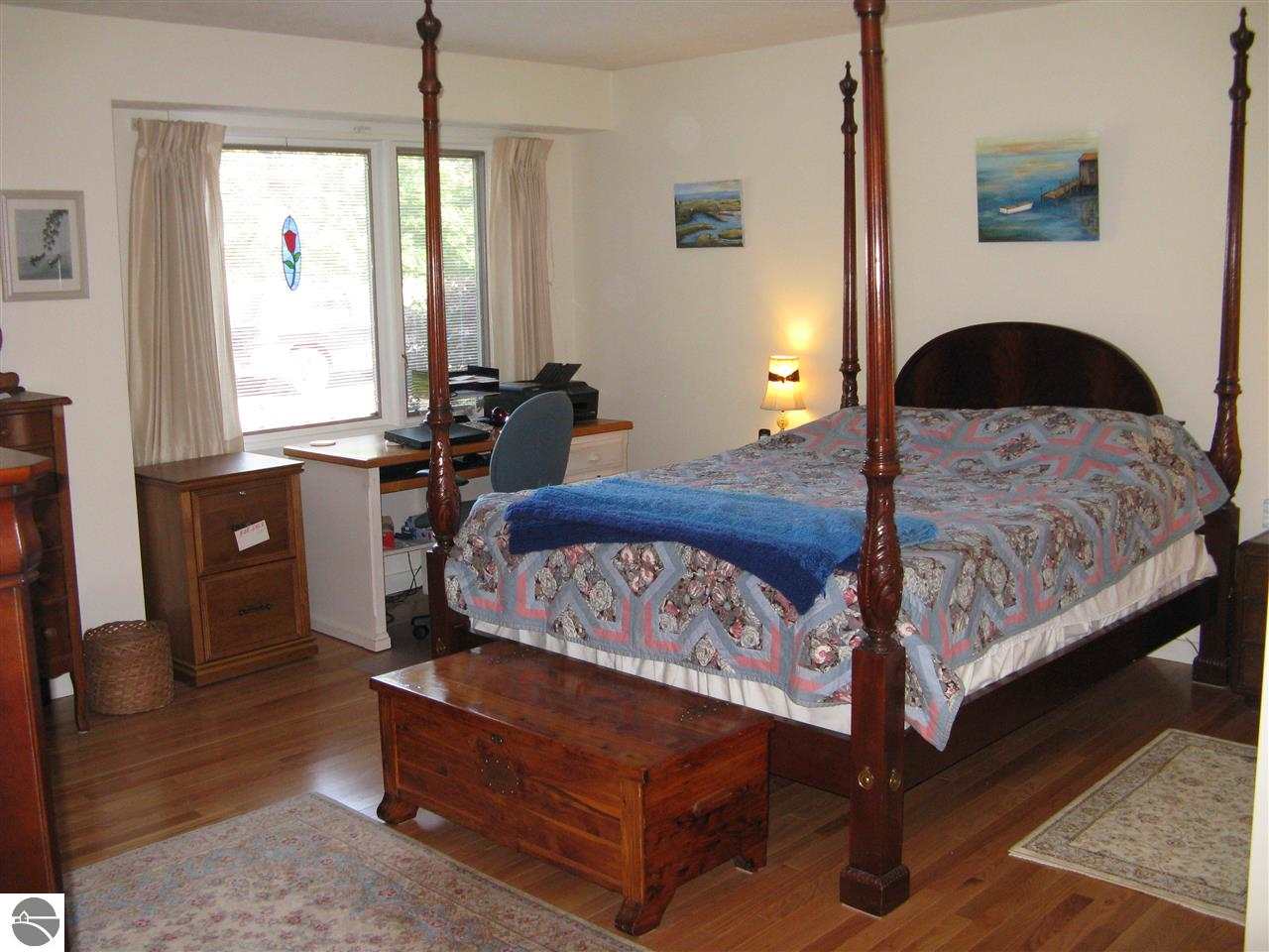 6475 Mission Ridge Traverse City, MI 49686 - Photo 13 of 23 1749735-12.JPG