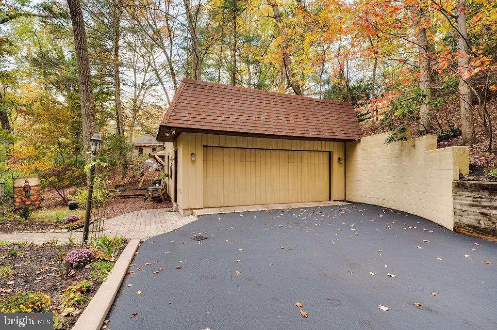 199 Deer Hill Lane Reading, PA 19607 - Photo 54 of 65