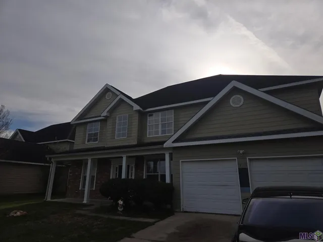 $290,000 | 37035 Murphy Webb Avenue, Prairieville, LA 70769