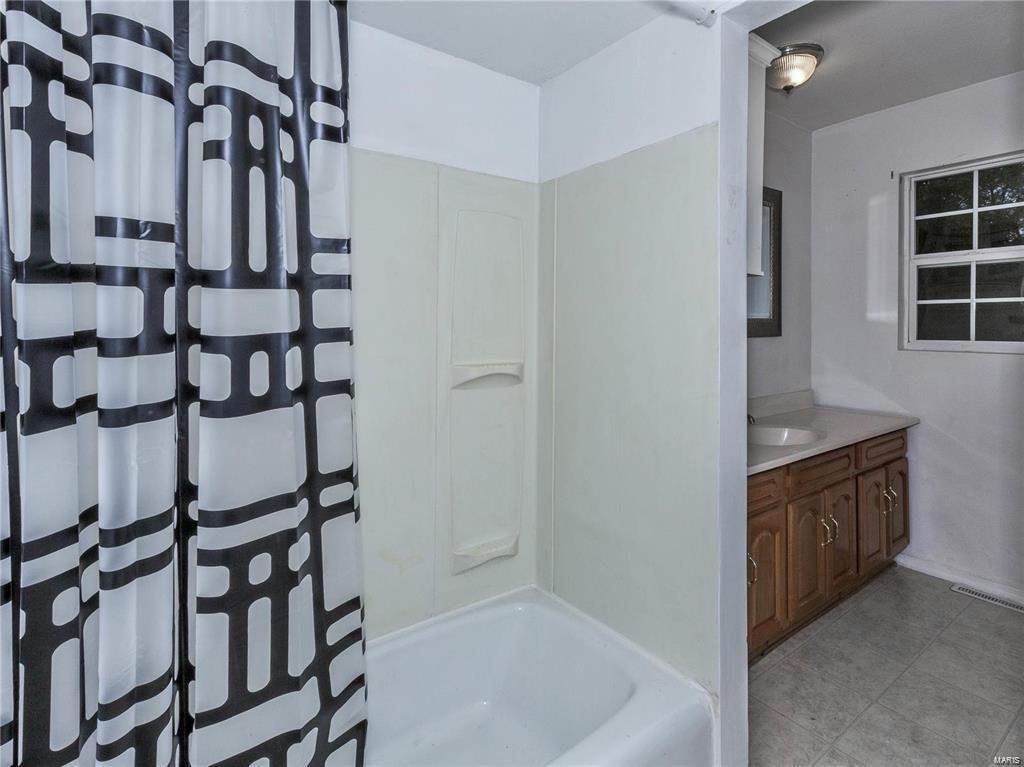 857 St Louis Road Collinsville, IL 62234 - Photo 22 of 48 Gallery Image 22