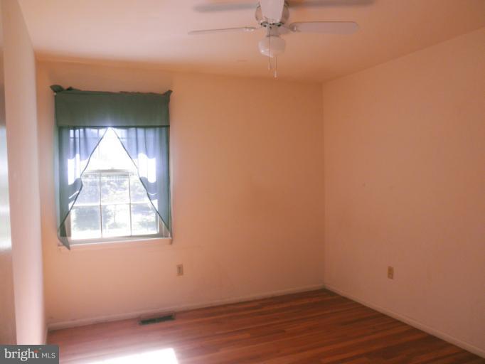 4105 Sir Walter Road Olney, MD 20832 - Photo 9 of 18 Bedroom 2, Main Level