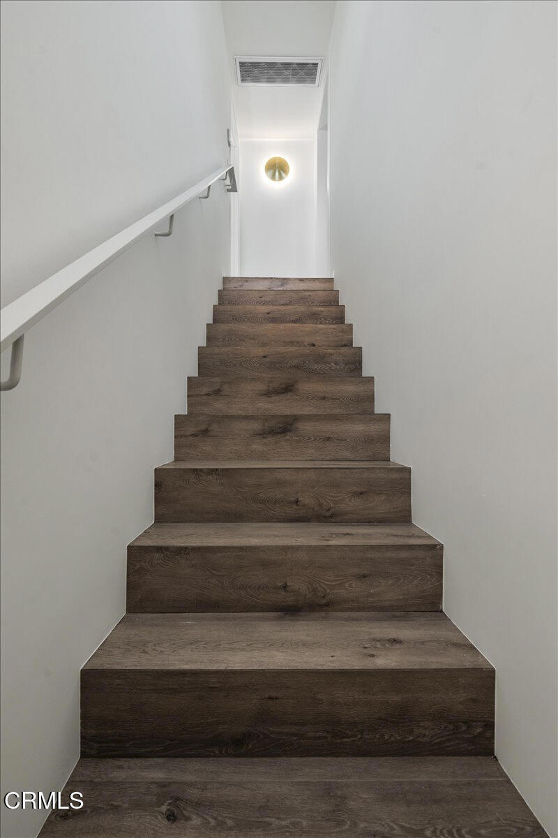3181 Verdugo Place, Unit 3183 5 Los Angeles, CA 90065 - Photo 6 of 15 a view of entryway