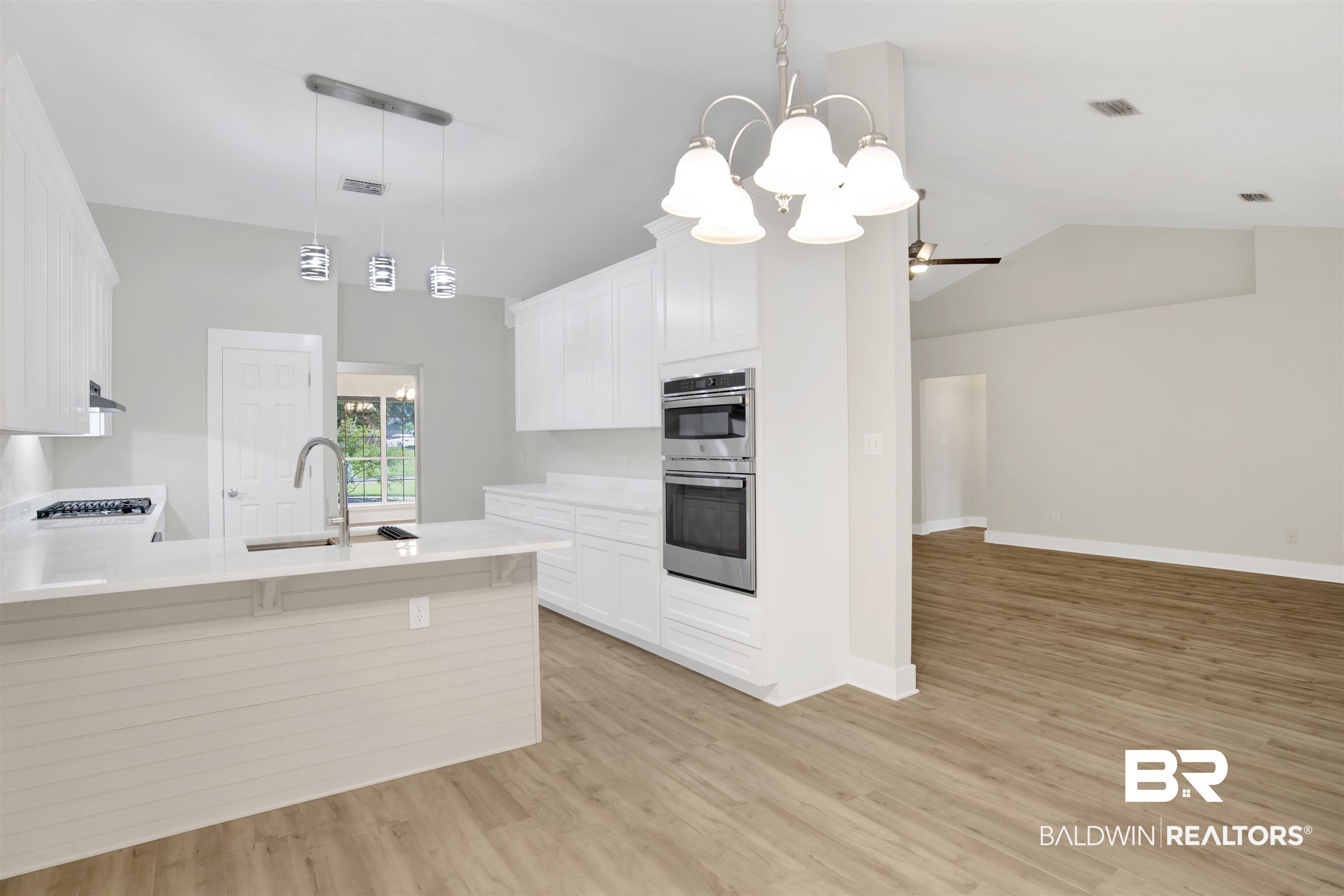 119 Destrehan Road Fairhope, AL 36532 - Photo 9 of 38