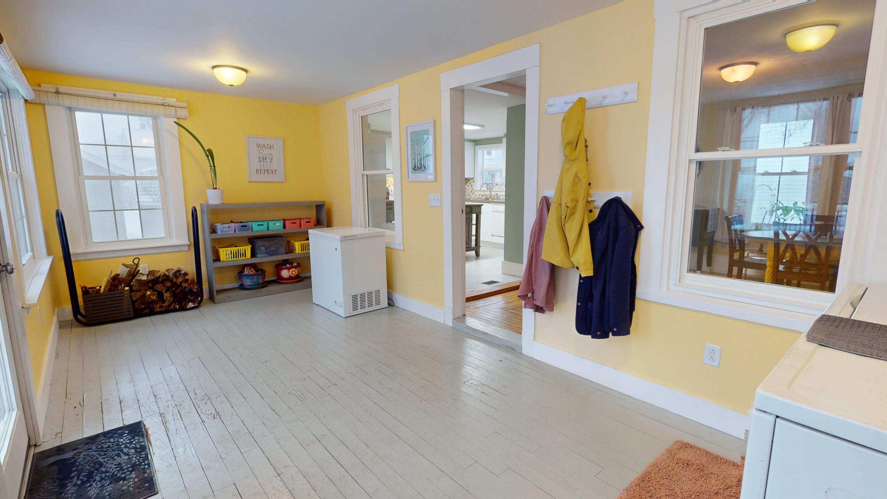 1035 Main Street Bangor, ME 04401 - Photo 7 of 38 6