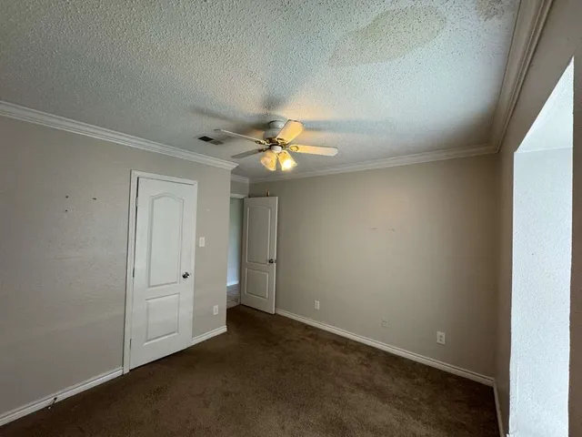 $292,499 | 11111 Sagecrest Lane, Houston, TX 77089