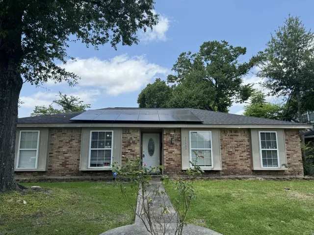 $292,499 | 11111 Sagecrest Lane, Houston, TX 77089