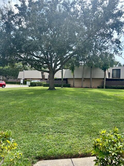 6820 68th Way West Palm Beach, FL 33409 - Photo 3 of 5 IMG_6148