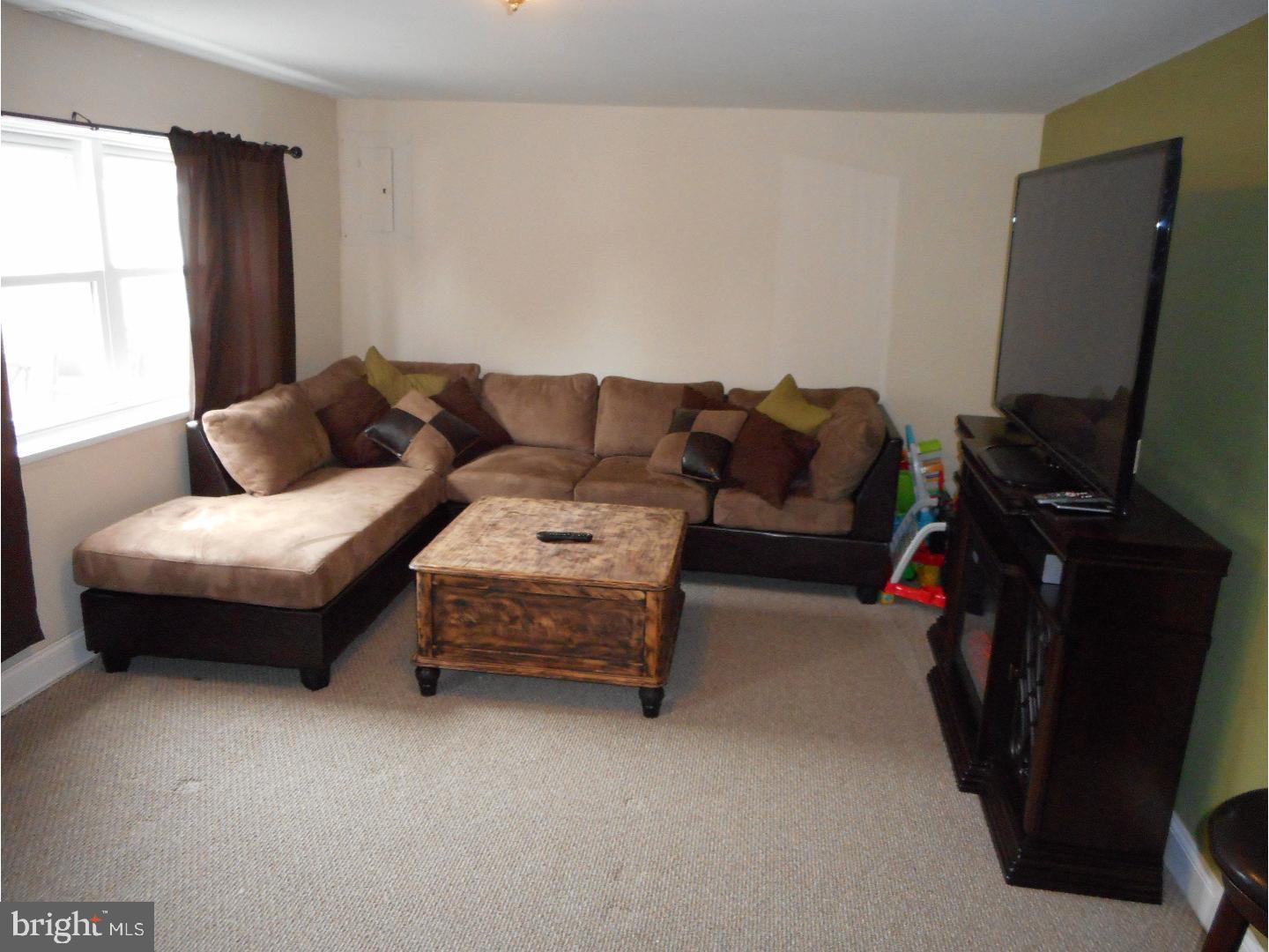 12607 Ramer Road Philadelphia, PA 19154 - Photo 22 of 25