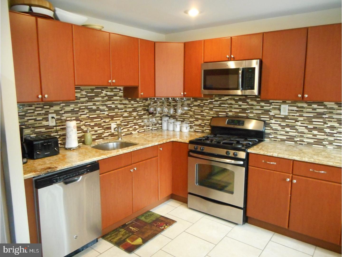 12607 Ramer Road Philadelphia, PA 19154 - Photo 6 of 25