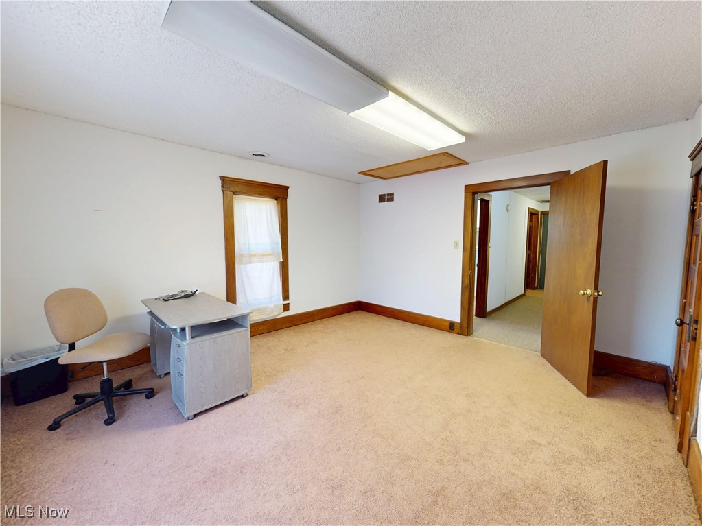 4725 Massillon Road North Canton, OH 44720 - Photo 27 of 37