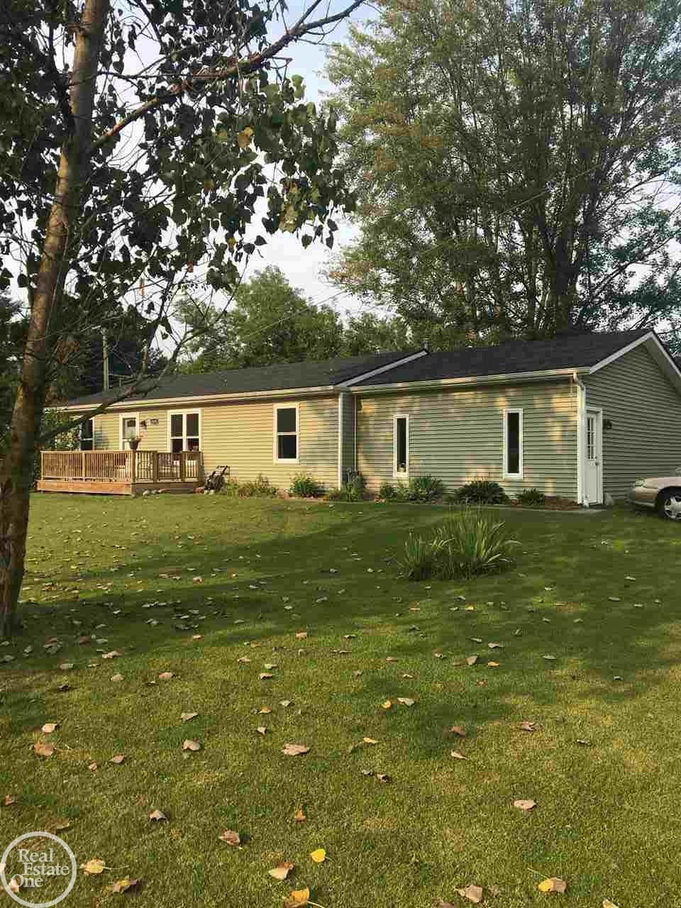 2695 Goodells Road Goodells, MI 48027 - Photo 20 of 23 31354722-19.JPG