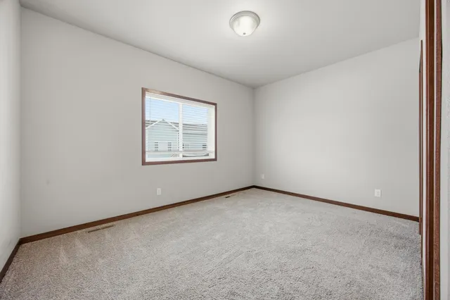 $335,000 | 726 Prairie Avenue, Horace, ND 58047