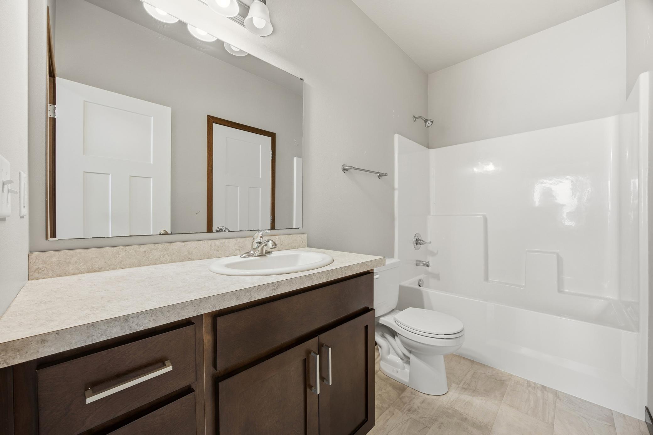 726 Prairie Avenue Horace, ND 58047 - Photo 14 of 31