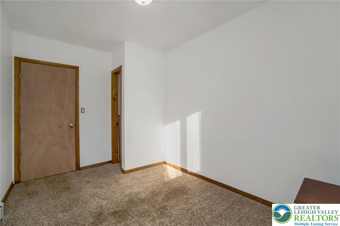 204 Ridge Cup Road New Ringgold, PA 17960 - Photo 39 of 72