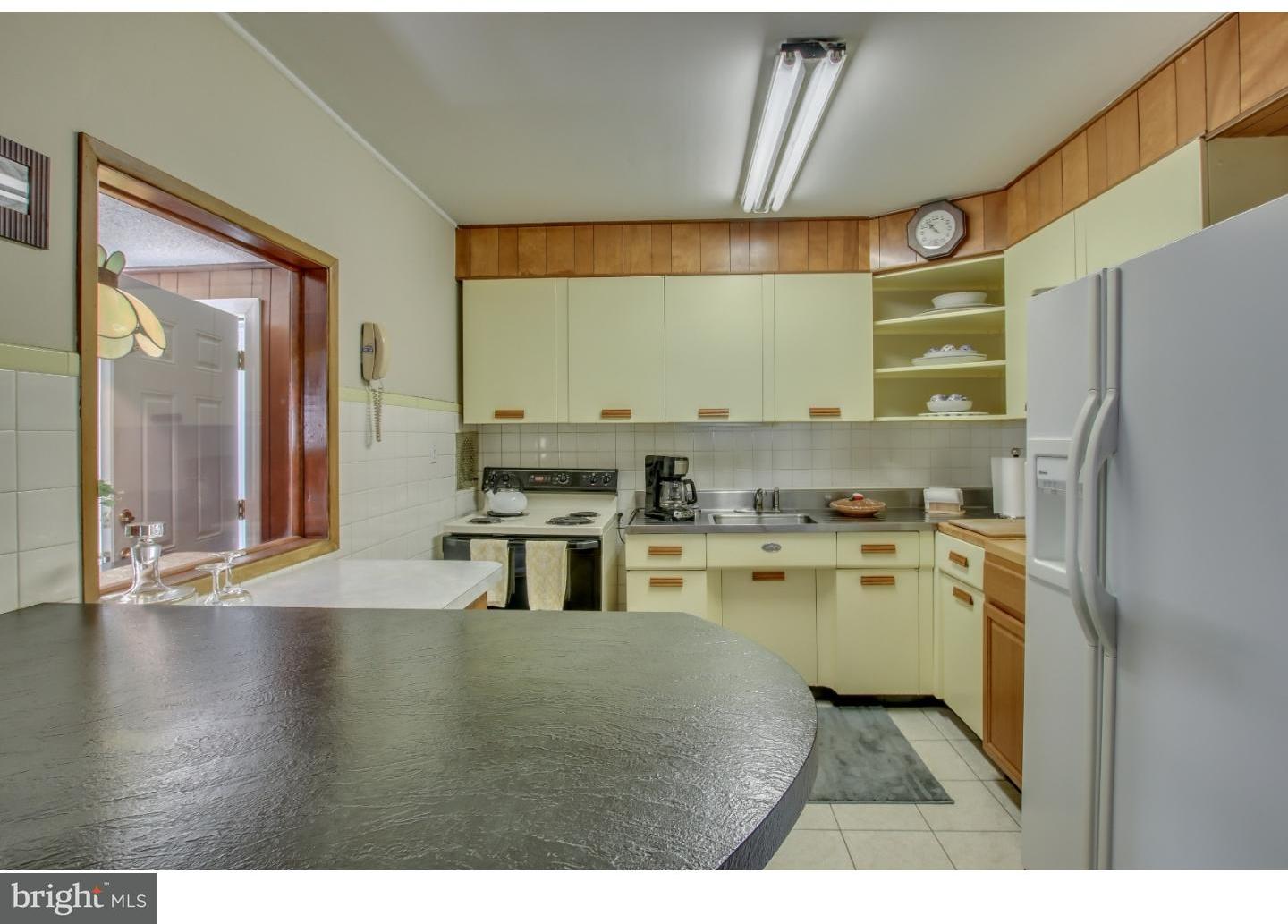 34 Quail Road Levittown, PA 19057 - Photo 13 of 25 Gallery Image 13