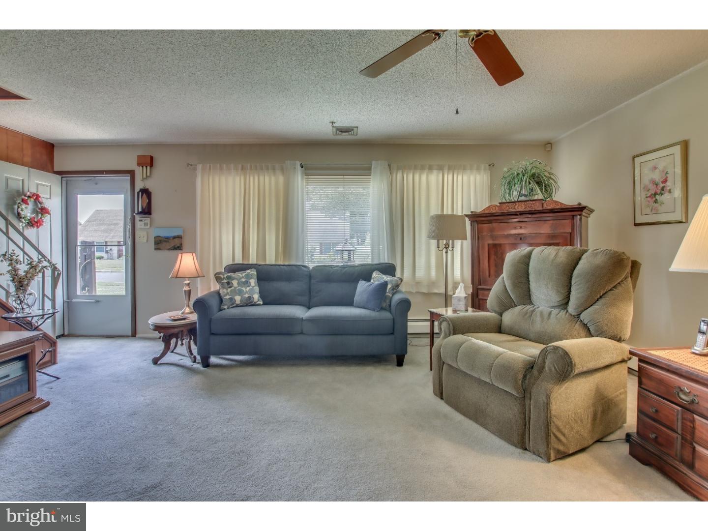 34 Quail Road Levittown, PA 19057 - Photo 6 of 25 Gallery Image 6