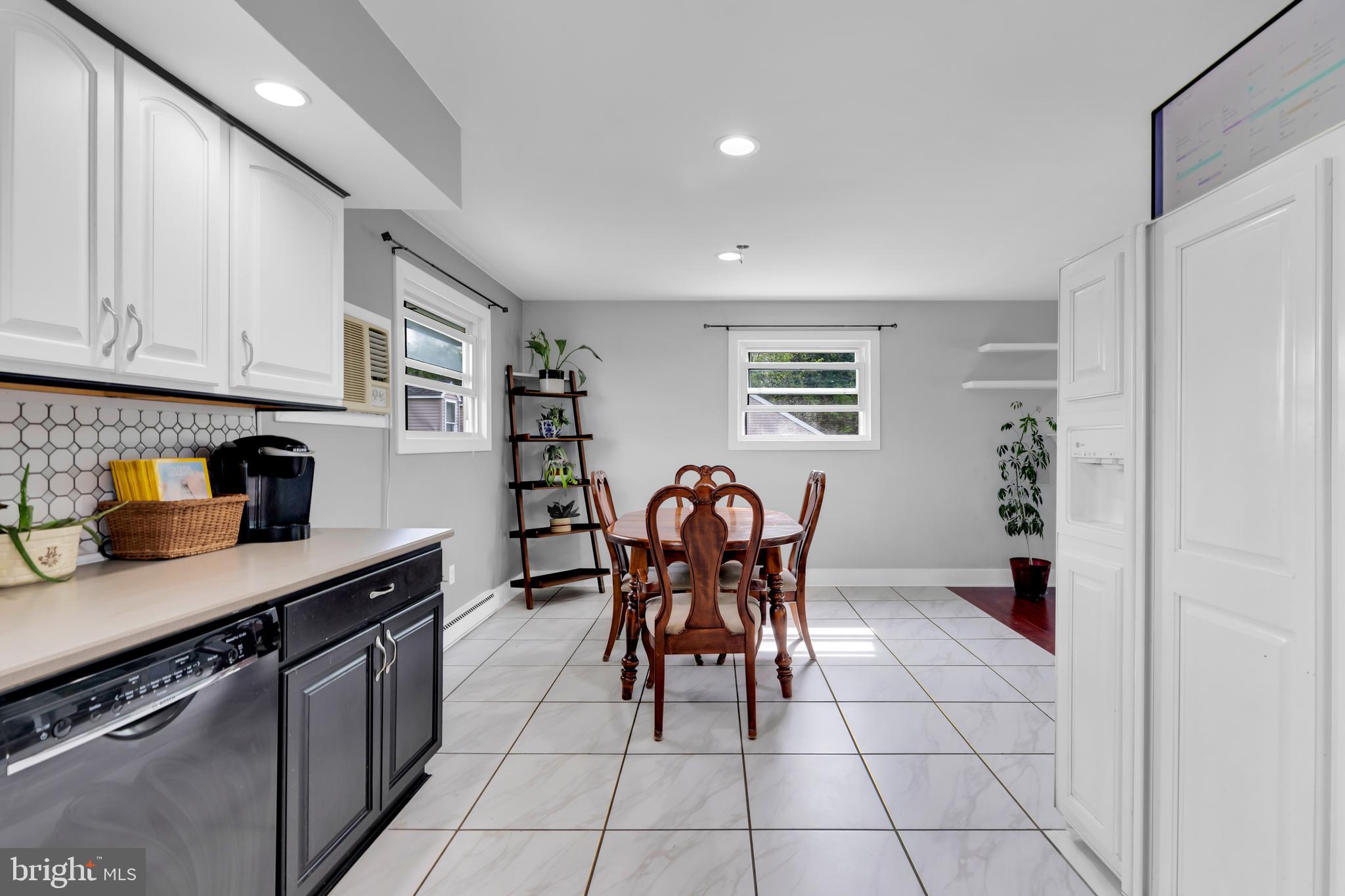 5257 Lanark Road Center Valley, PA 18034 - Photo 14 of 51 Gallery Image 14