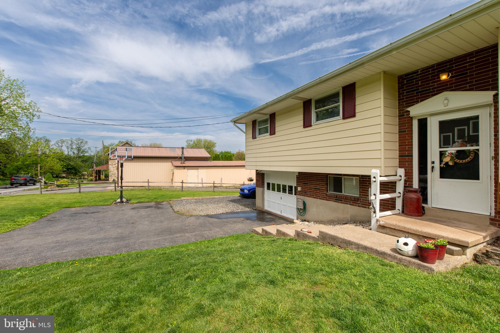 5257 Lanark Road Center Valley, PA 18034 - Photo 39 of 51 Gallery Image 39