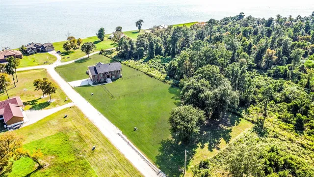 $499,900 | 264 Falcon Point, Onalaska, TX 77360