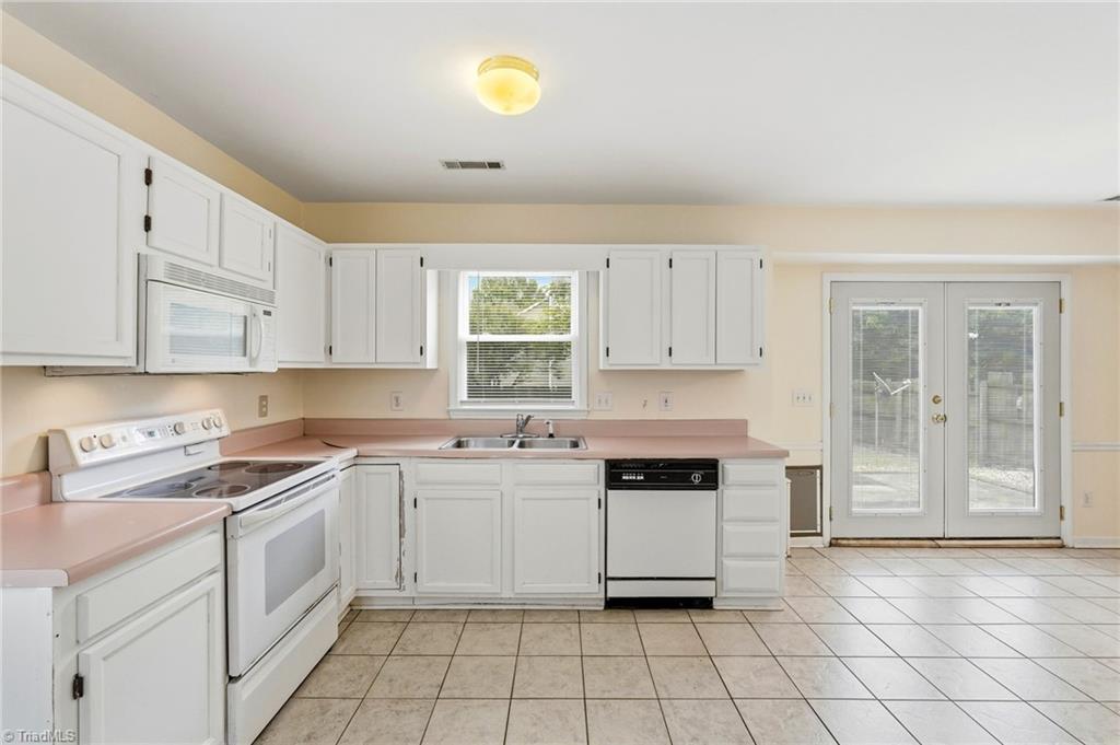 4331 Kinnamon Road Winston-Salem, NC 27103 - Photo 19 of 46