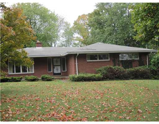 571 Colonial Manor Road North Huntingdon, PA 15642 - Photo 1 of 7 Exterior Front.