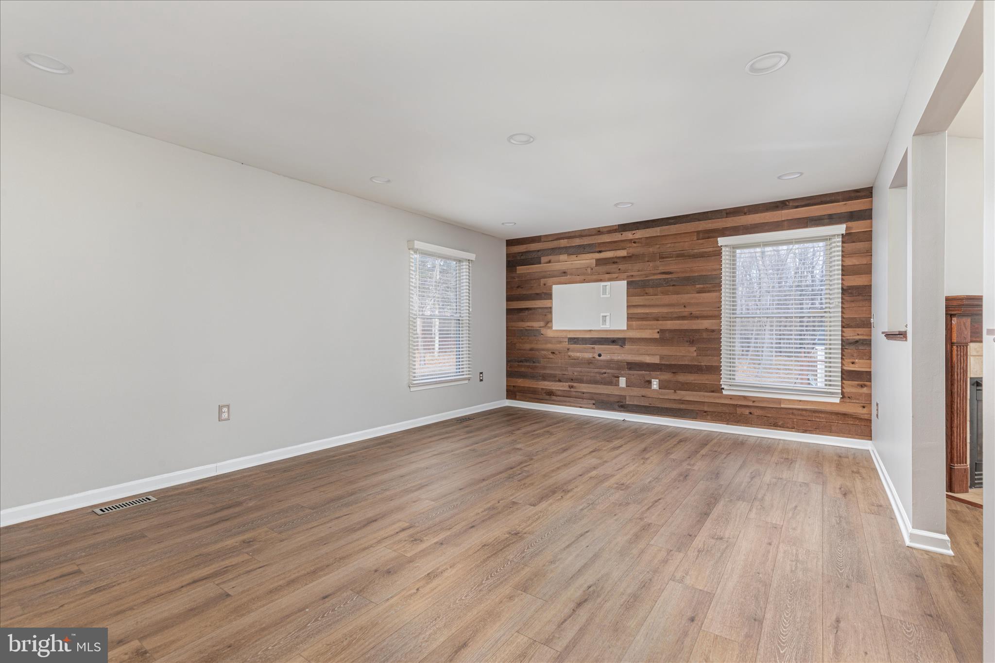 220 Oates Road Star Tannery, VA 22654 - Photo 18 of 67 Main Level family room