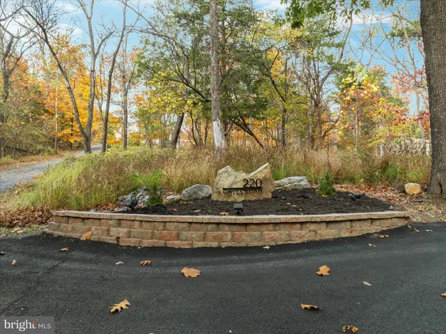 $849,000 | 220 Oates Road, Star Tannery, VA 22654