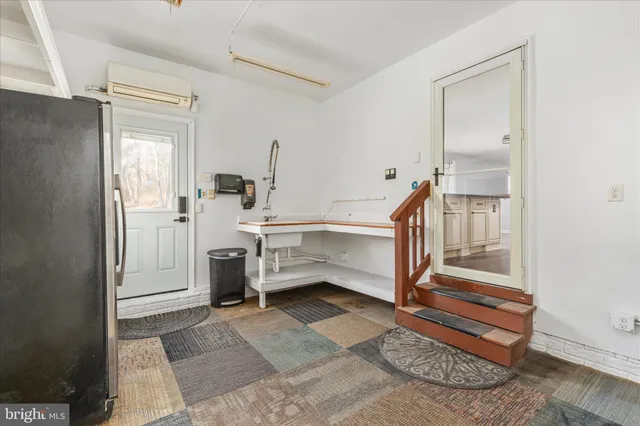 $849,000 | 220 Oates Road, Star Tannery, VA 22654