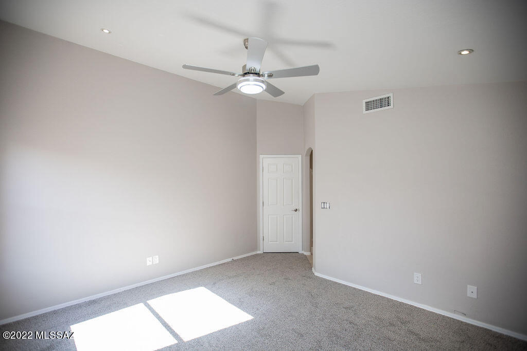 8714 North Frampton Place Tucson, AZ 85742 - Photo 16 of 46