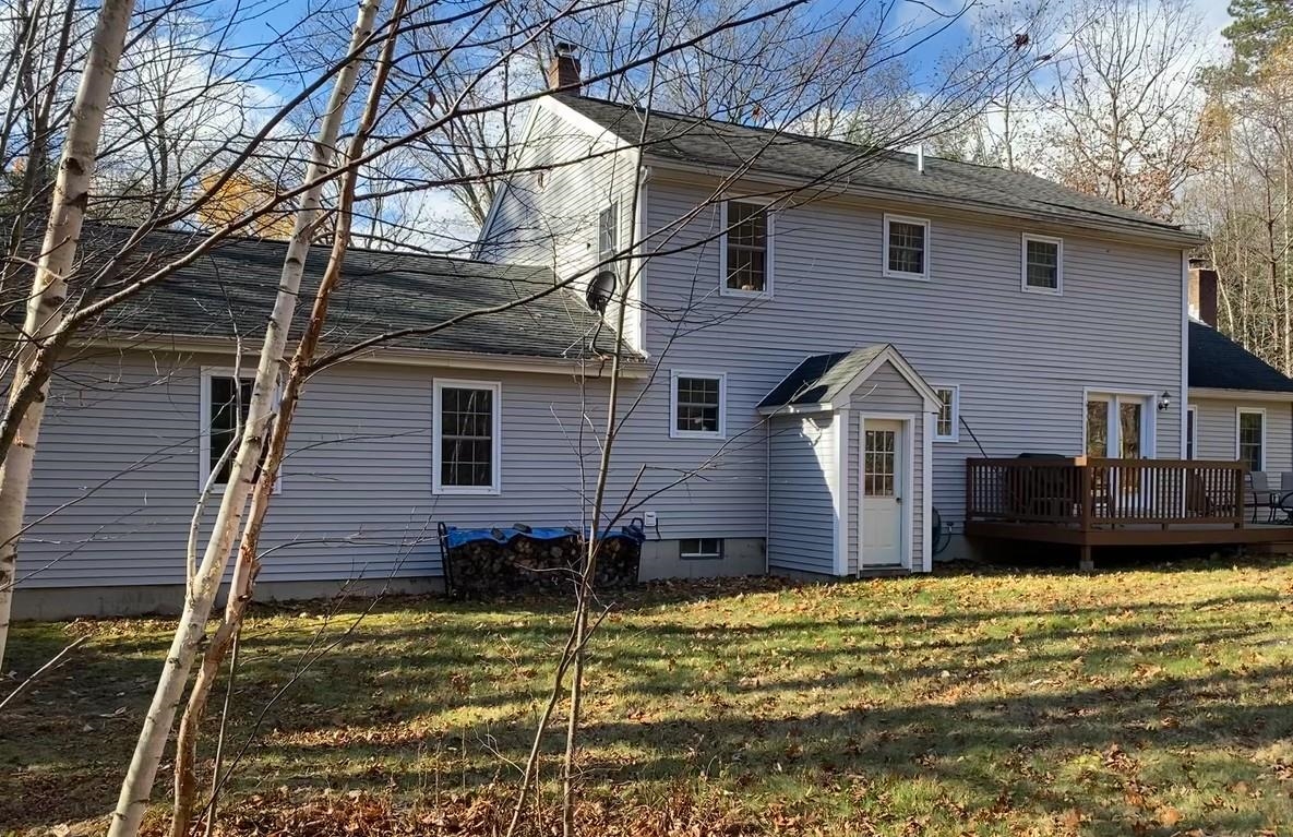 332 Old Post Road Newbury, NH 03255 - Photo 2 of 17