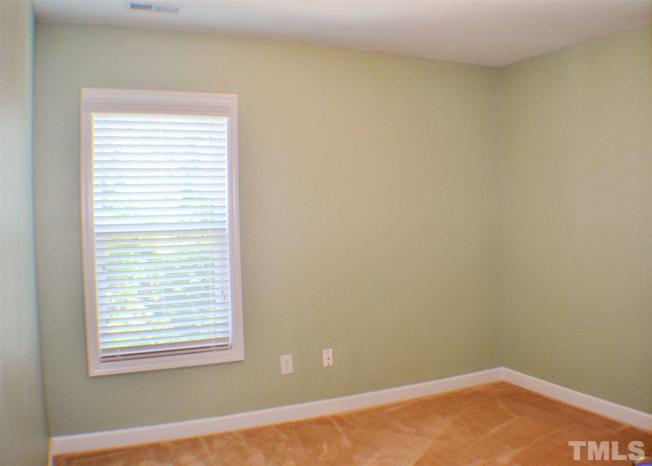 2532 Spring Oaks Way Raleigh, NC 27614 - Photo 8 of 13 Gallery Image 8