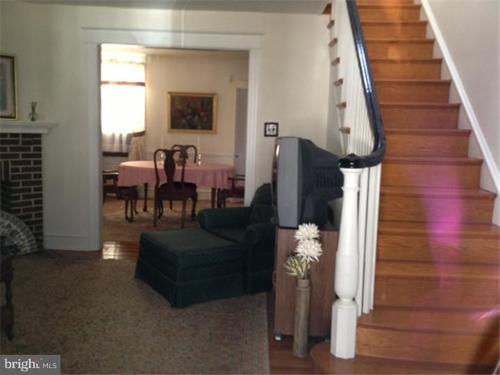 7240 Calvin Road Upper Darby, PA 19082 - Photo 7 of 16