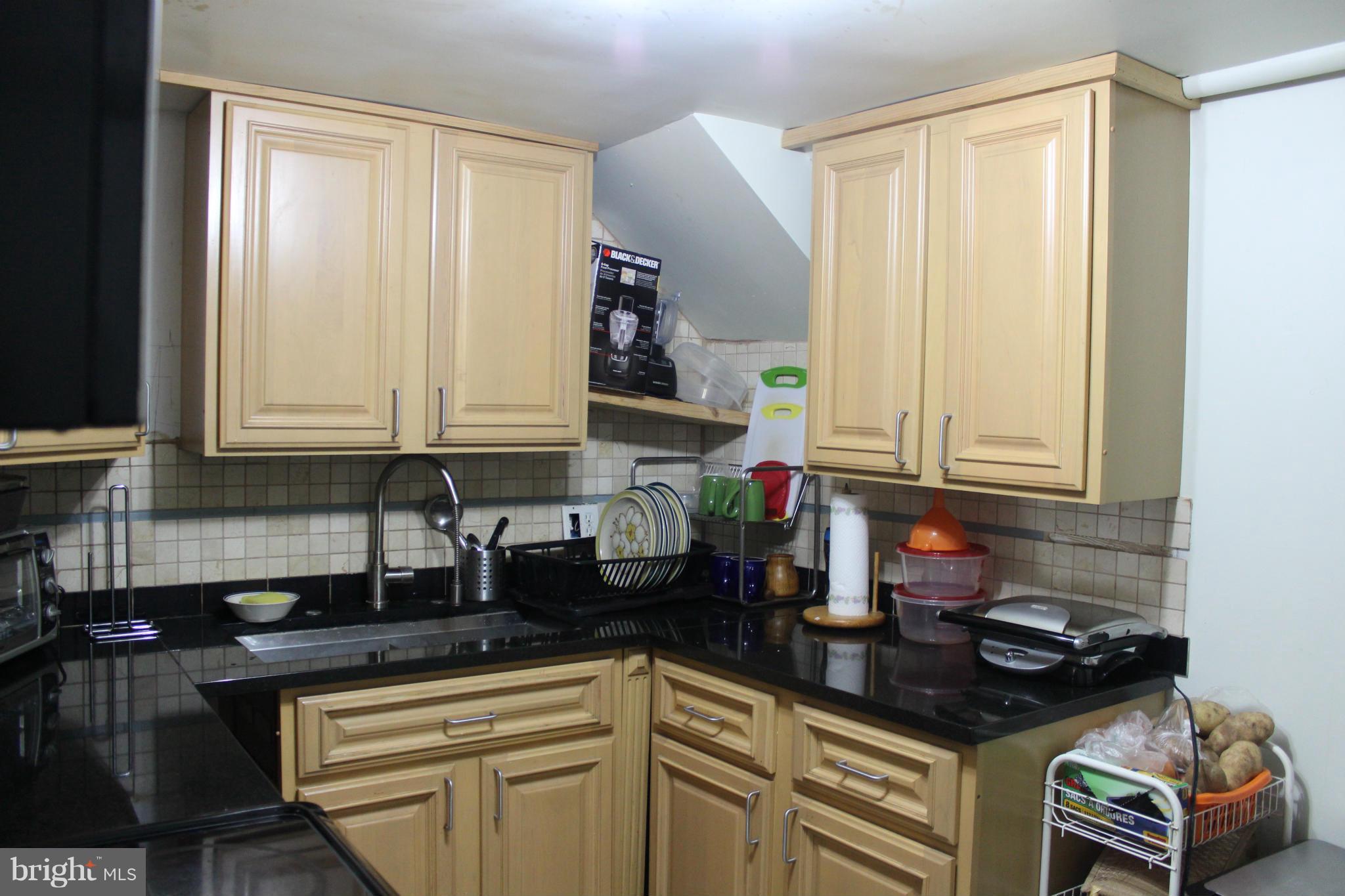 4300 Mahan Road Silver Spring, MD 20906 - Photo 11 of 28 Kitchen