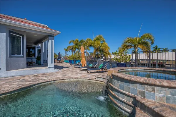 $1,350,000 | 290 Tait Terrace Southeast, Port Charlotte, FL 33952