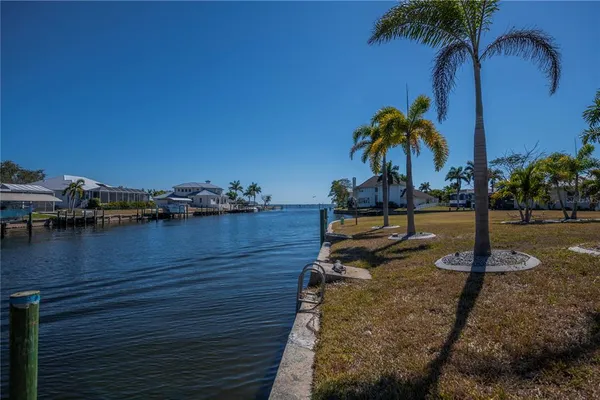 $1,350,000 | 290 Tait Terrace Southeast, Port Charlotte, FL 33952