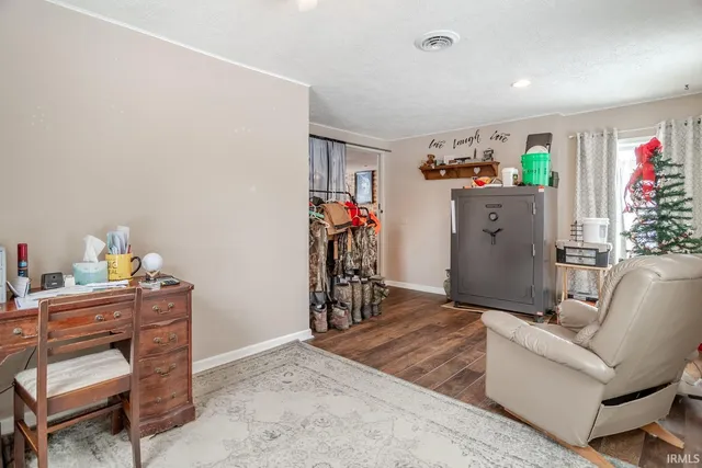 $275,000 | 512 East 4th Street, Brookston, IN 47923