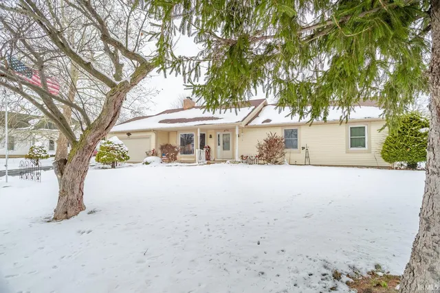 $275,000 | 512 East 4th Street, Brookston, IN 47923