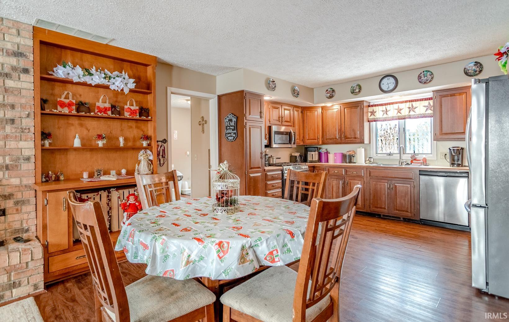 512 East 4th Street Brookston, IN 47923 - Photo 6 of 31