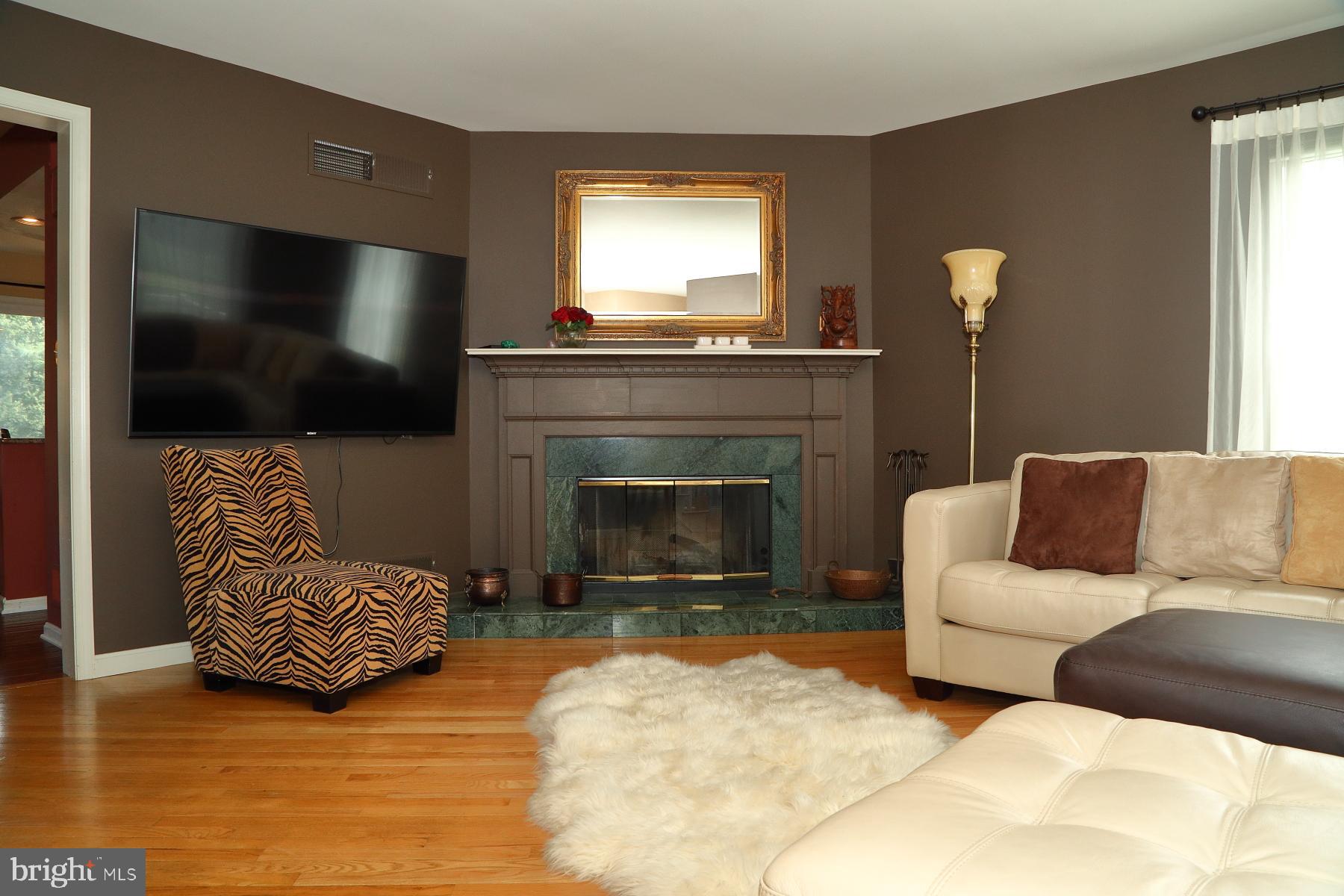 1834 Spring Ridge Lane Lancaster, PA 17603 - Photo 3 of 37 Gallery Image 3