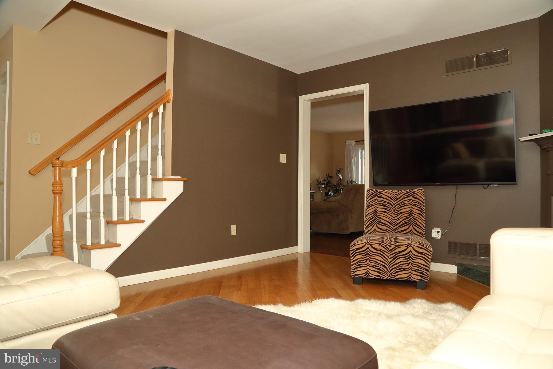 1834 Spring Ridge Lane Lancaster, PA 17603 - Photo 7 of 37 Gallery Image 7