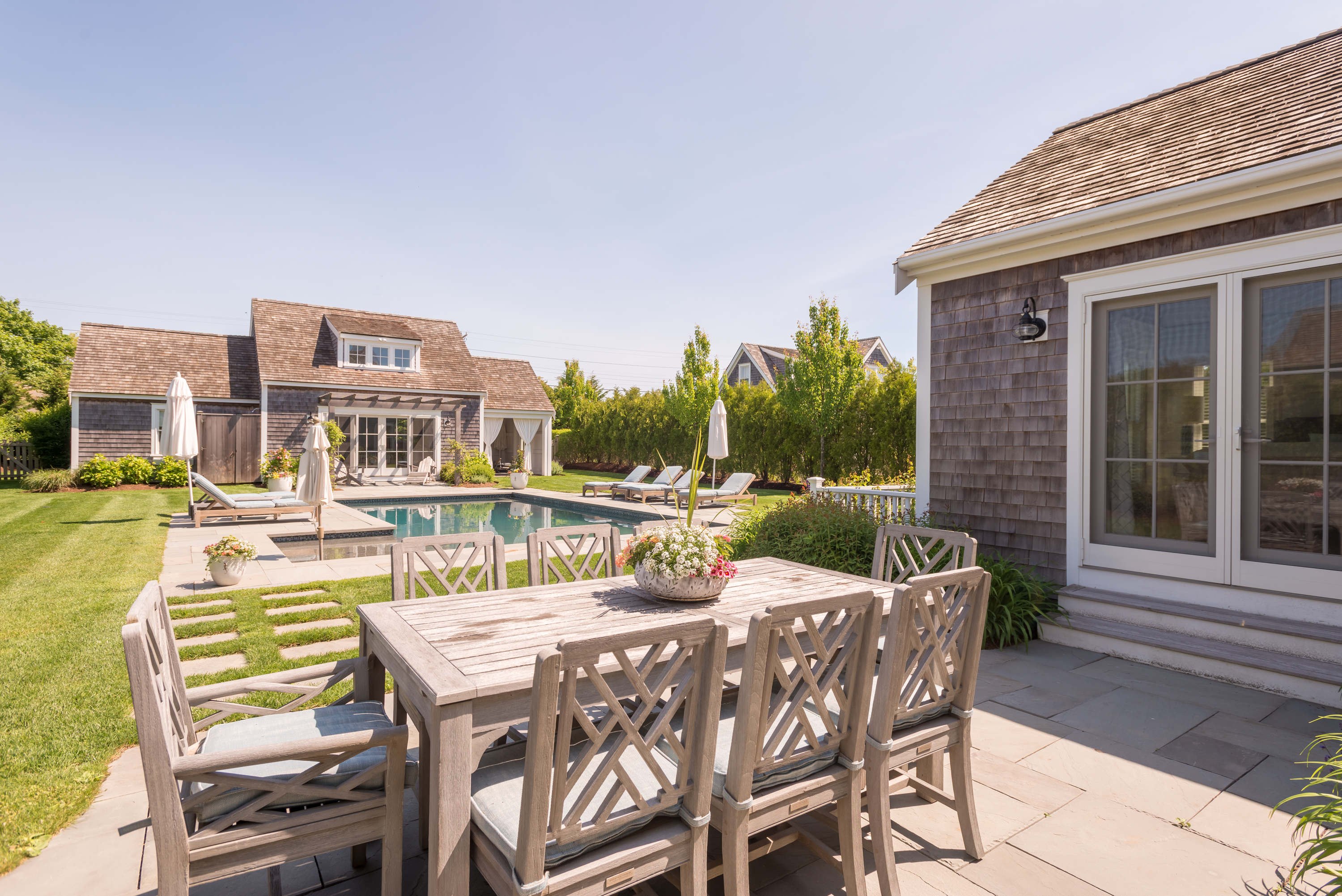 18 Madaket Road Nantucket, MA 02554 - Photo 3 of 30 Gallery Image 3