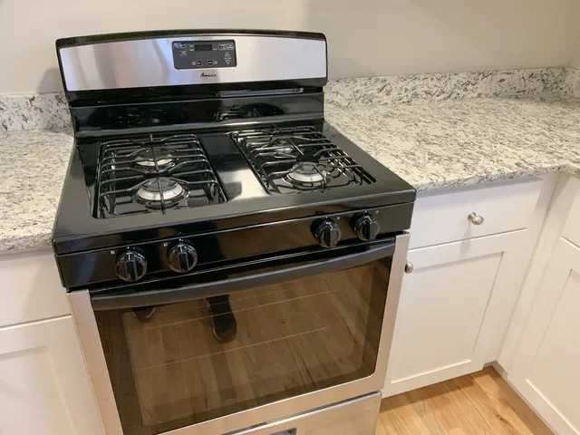 $1,325 | 1921 Grove Avenue, Unit 17, Berwyn, IL 60402