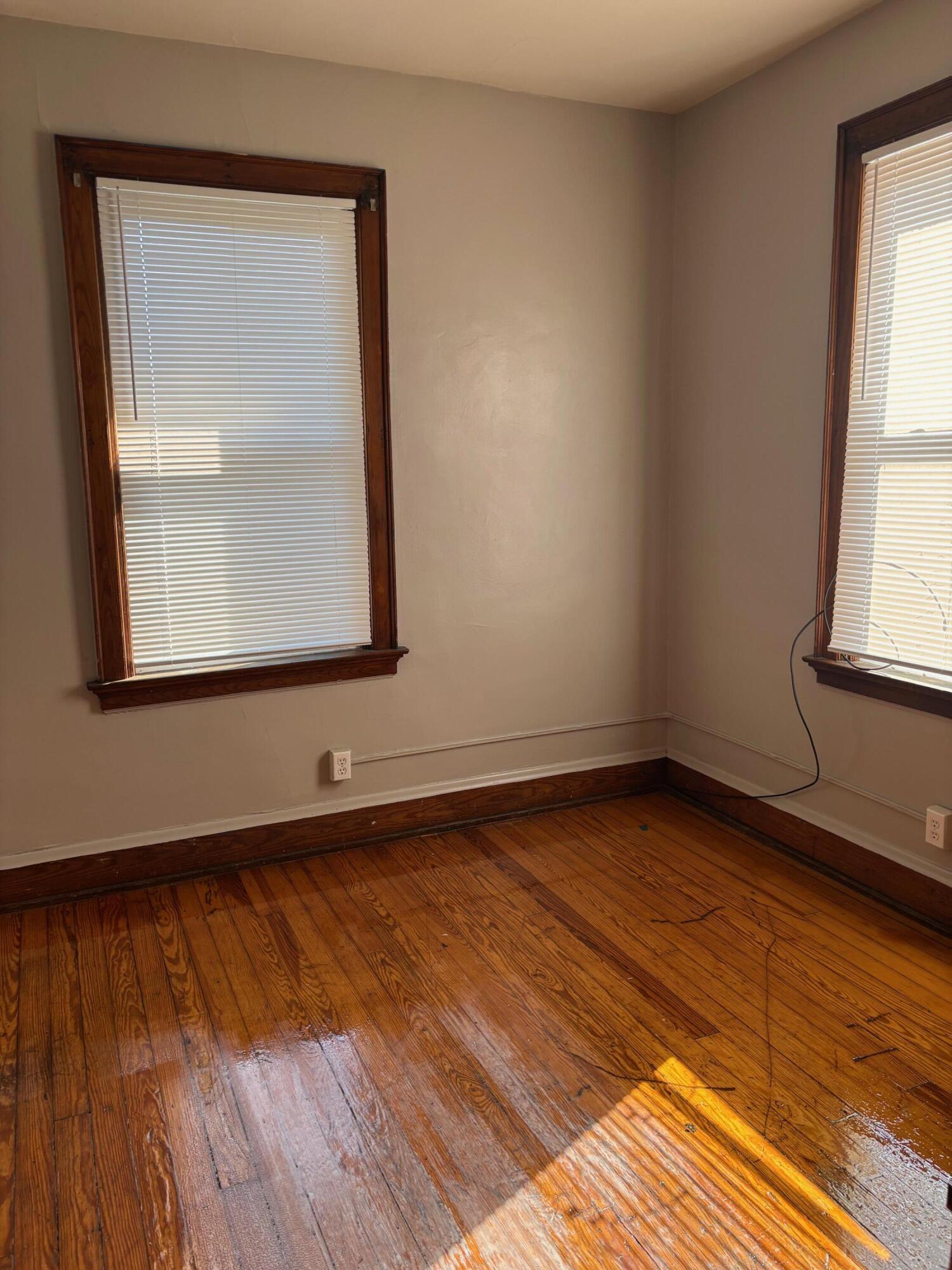 1802 Holman Street Covington, KY 41014 - Photo 7 of 12