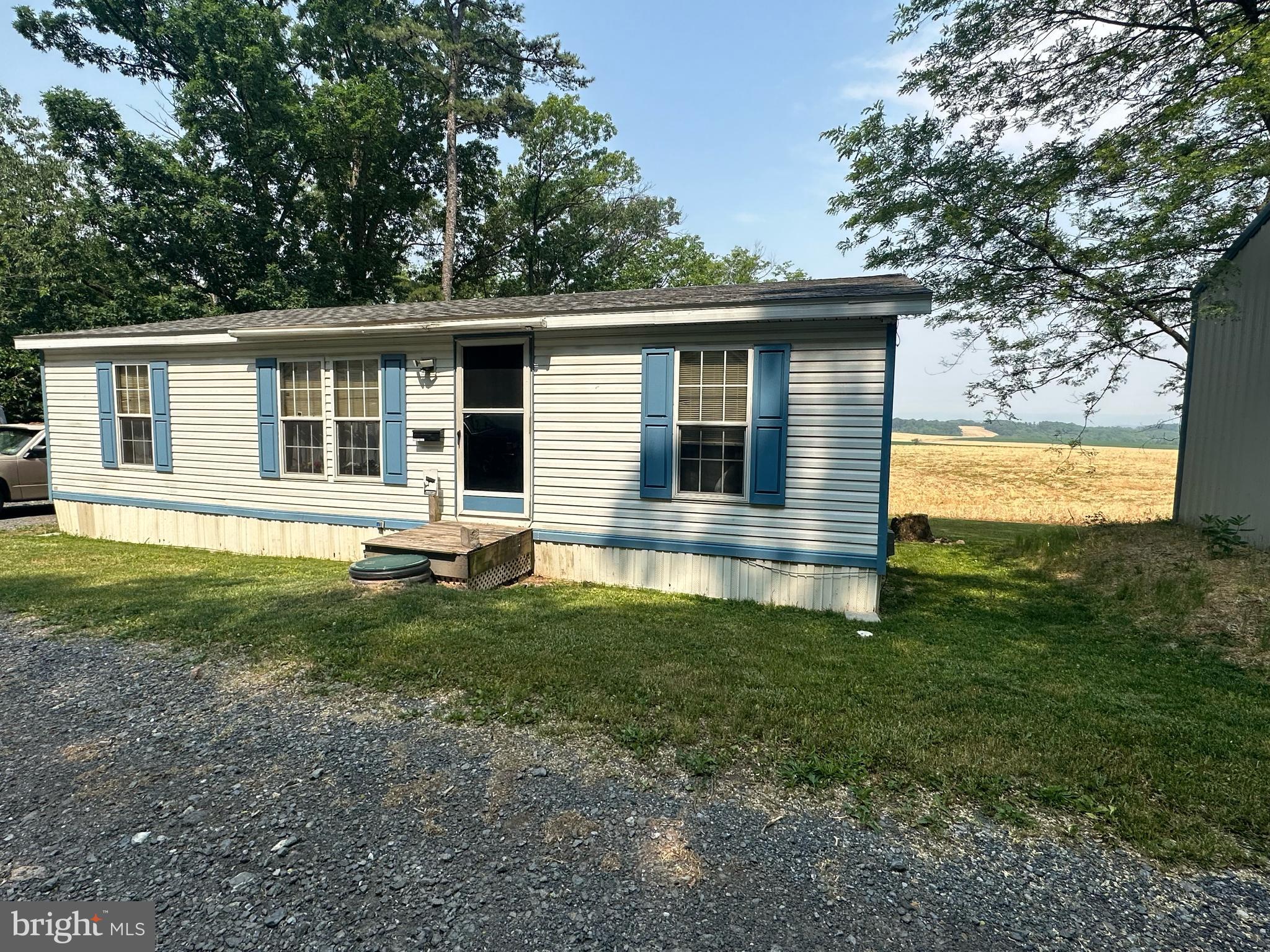88 Lower Loop Road Leesport, PA 19533 - Photo 2 of 13 Gallery Image 2